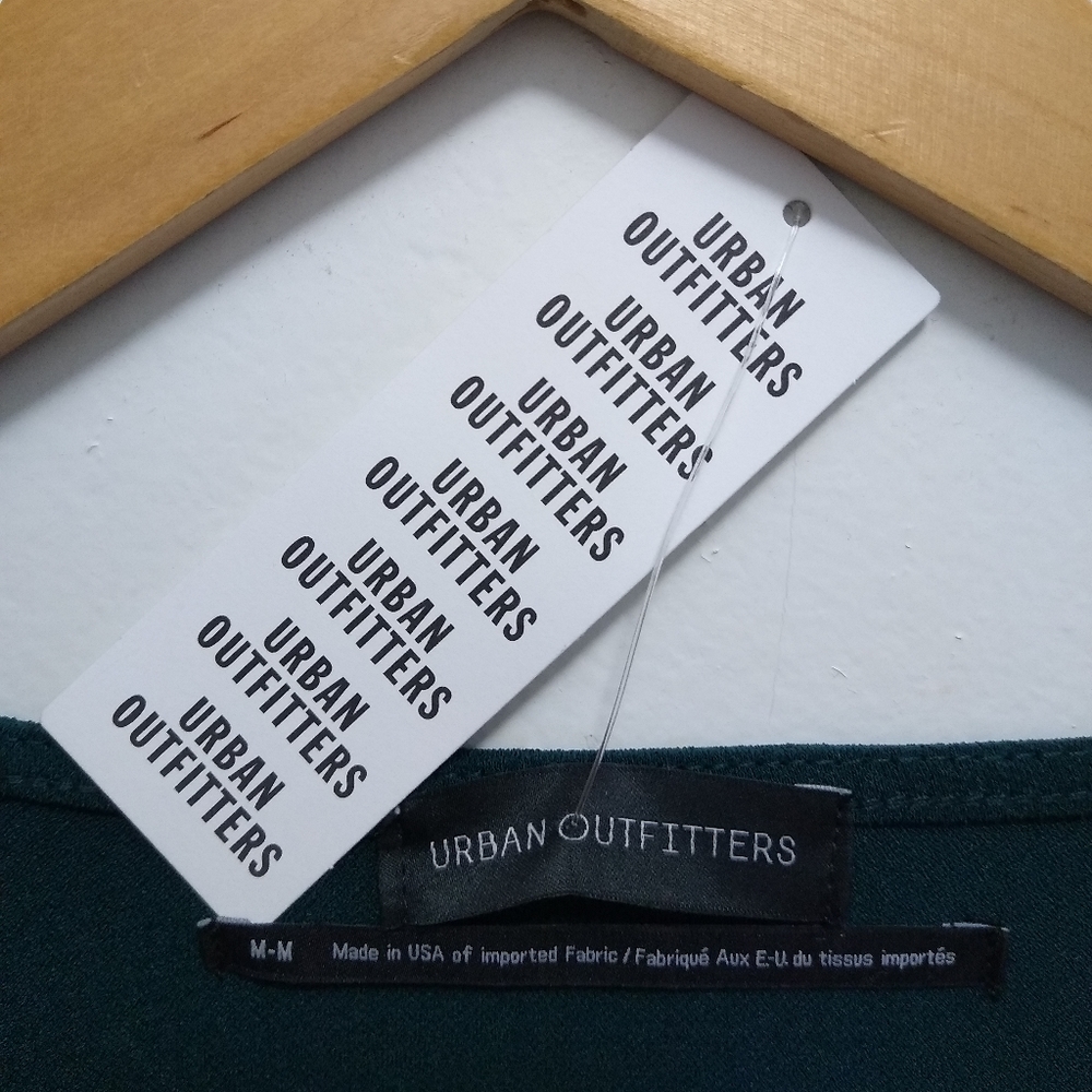 NEW Urban Outfitters Jumpsuit - Picture 7 of 8